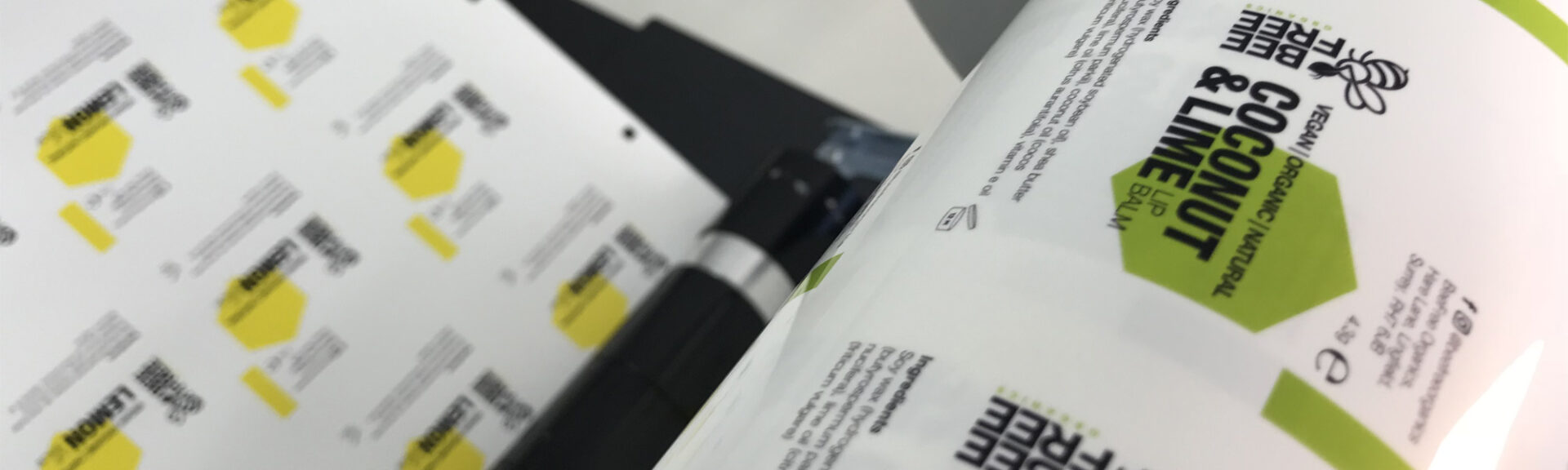 Pantone Custom Retail Labels Permanent CMYK Clear Printable Sticker Paper